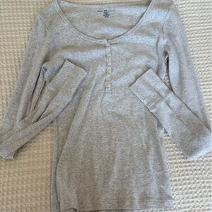Brandy Melville long sleeve top